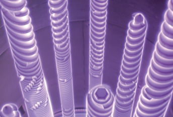 Extruder Screws under Ion Nitriding Glow